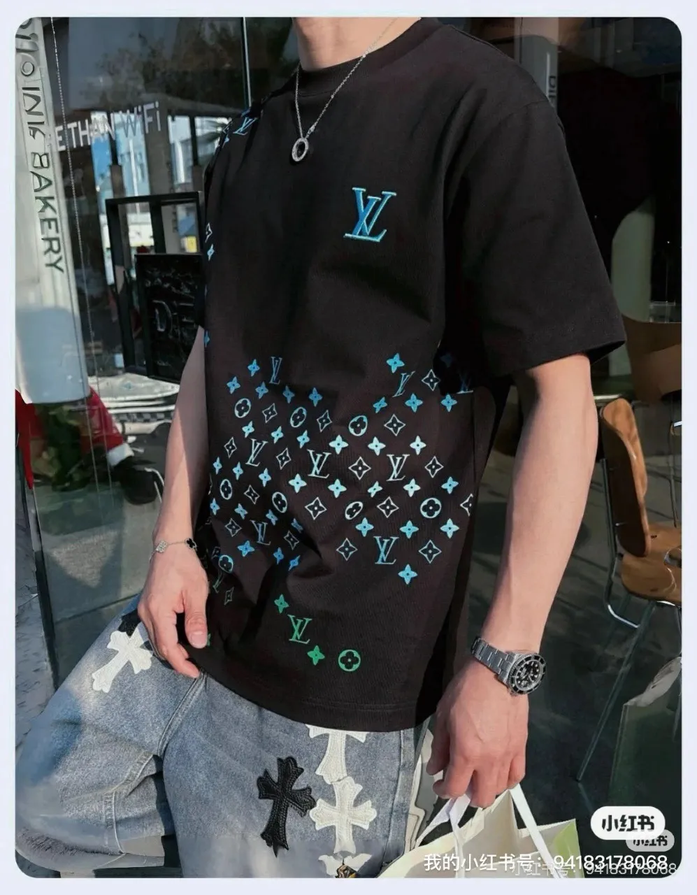Louis Vuitton/ LV